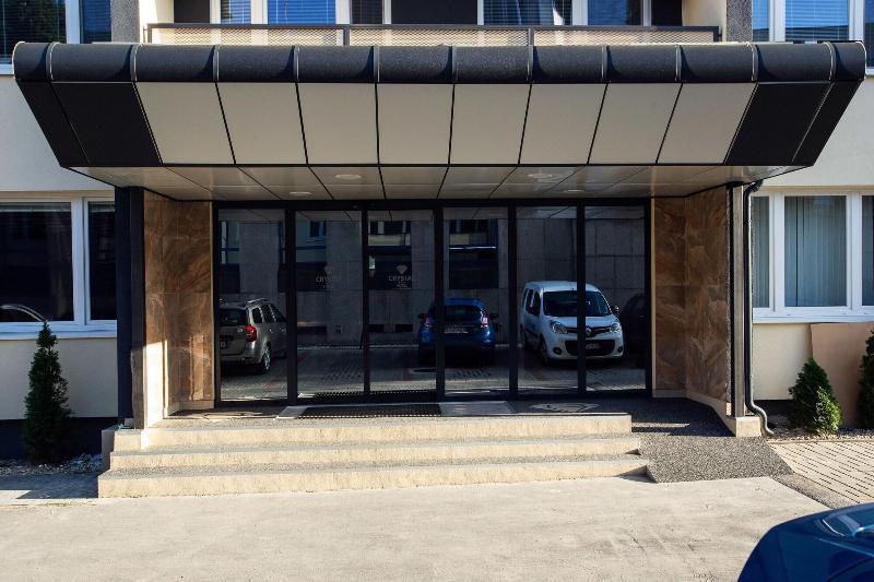 Hotel Crystal Kosice Exterior photo